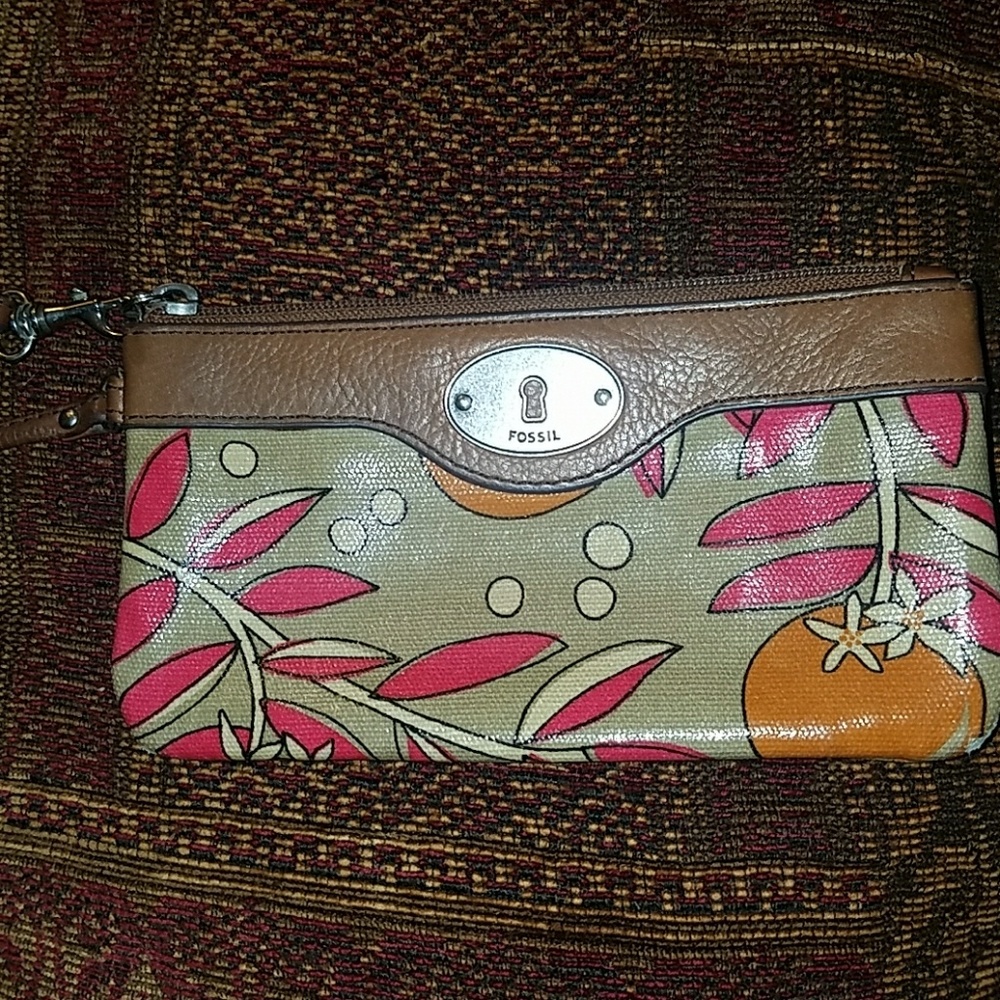 👜💄Fossil🤠 wristlet